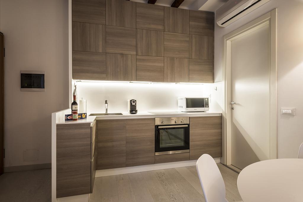 Myplace Santa Maria Formosa Apartment Venecia Exterior foto